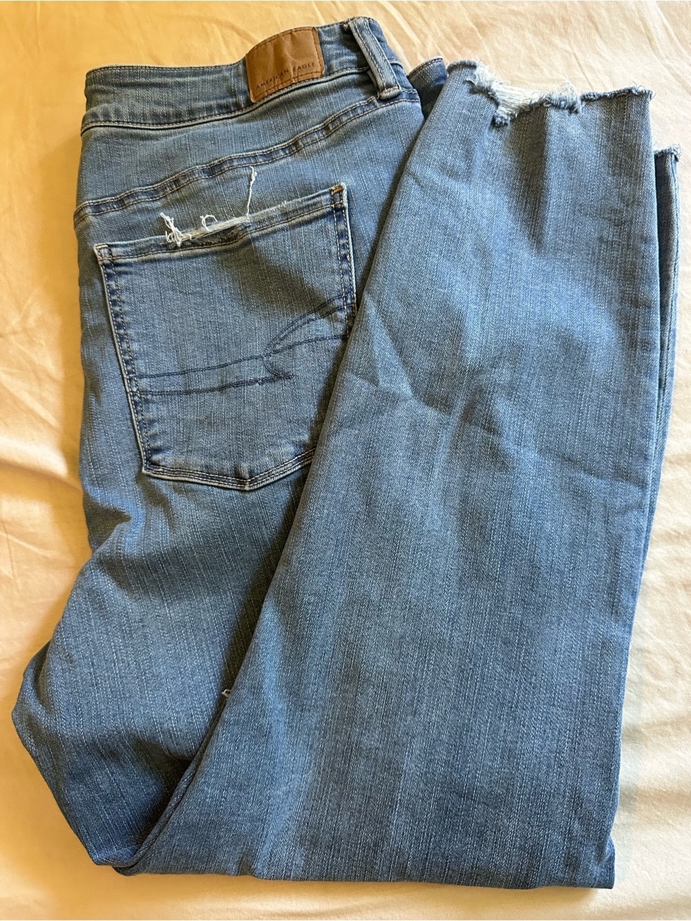 American Eagle Distressed High Rise Jeans Size 18 Short